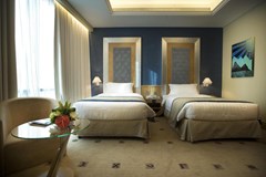 Byblos Hotel: Room - photo 5