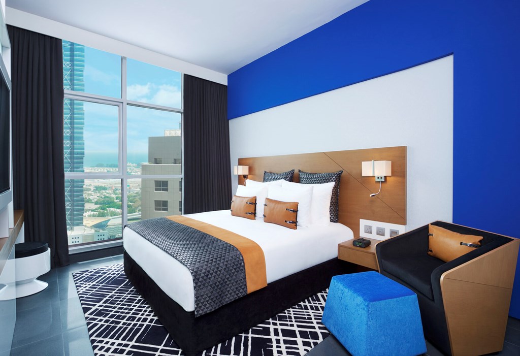 Tryp by Wyndham Barsha Heights: Room