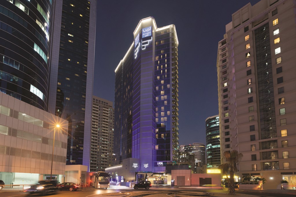 Tryp by Wyndham Barsha Heights: Hotel exterior