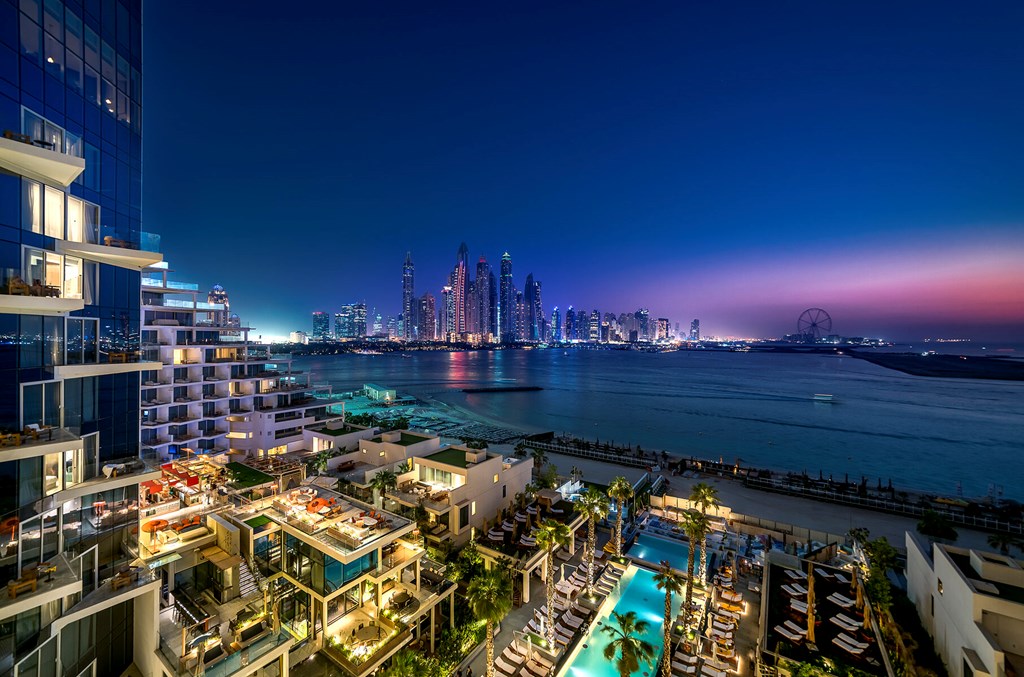 FIVE Palm Jumeirah Dubai: Beach