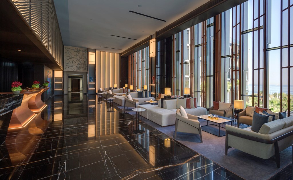 Caesars Resort Bluewaters Dubai: Lobby