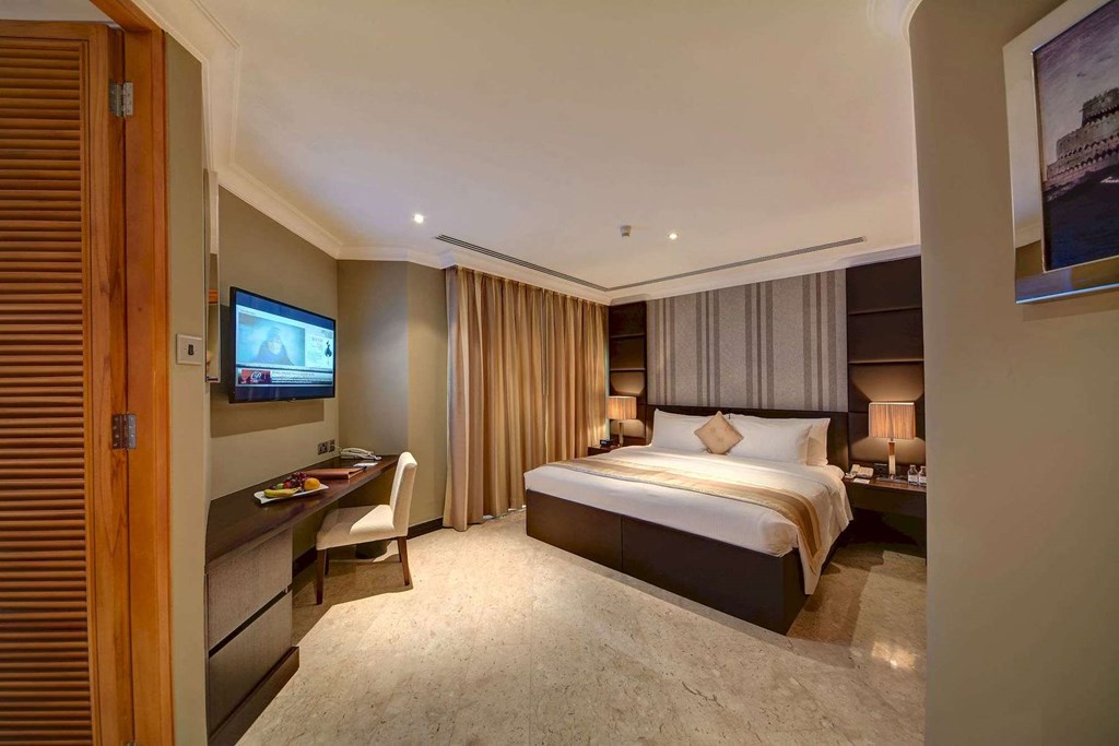 Dubai Marine Beach Resort & Spa: Room