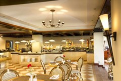 Dubai Marine Beach Resort & Spa: Restaurant - photo 11