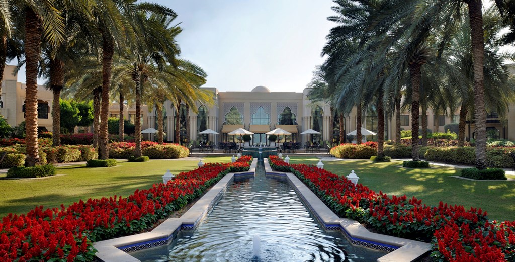 One And Only Royal Mirage - Residence And Spa: Hotel exterior