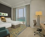 DoubleTree by Hilton Hotel Dubai - Jumeirah Beach: Room