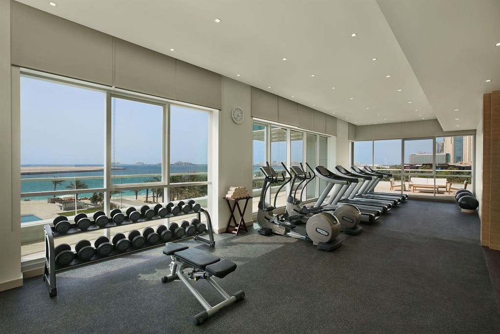 DoubleTree by Hilton Hotel Dubai - Jumeirah Beach: Gym