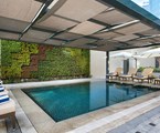 DAMAC Maison Cour Jardin: Pool