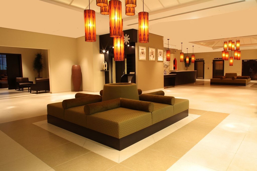 Holiday Inn Express Safa: Lobby