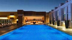 Sheraton Grand Hotel: Pool - photo 2