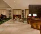 Sheraton Grand Hotel: Lobby