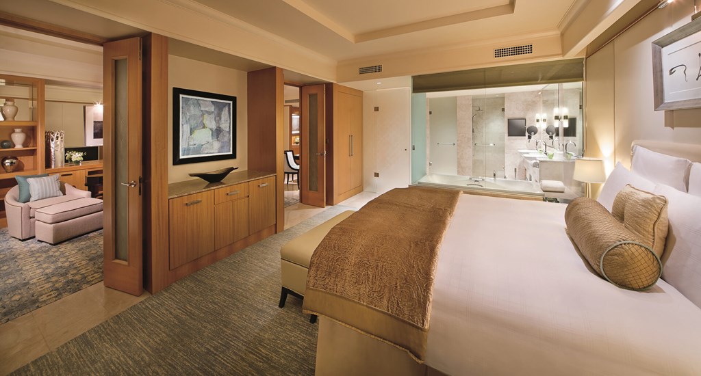 The Ritz Carlton Dubai International Financial Centre: Room