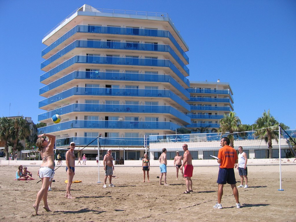 Golden Donaire Beach: General view