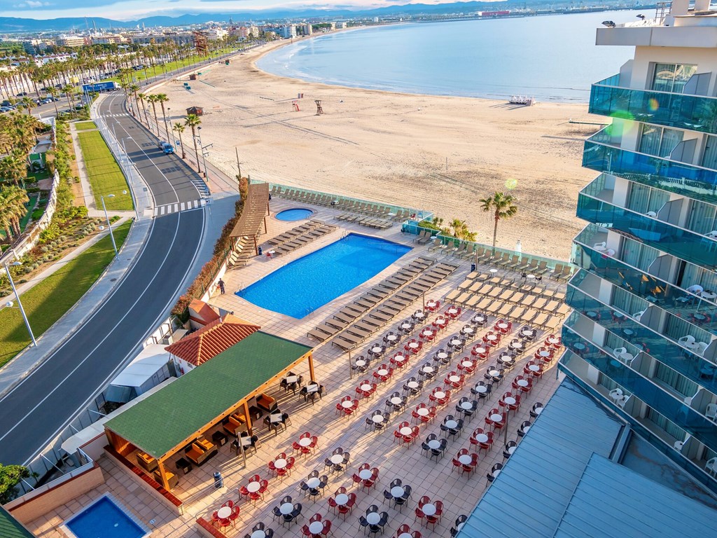 Golden Donaire Beach: Pool