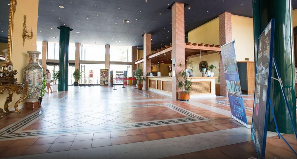 Hotel Estival Park: Lobby