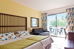 Portaventura Hotel Caribe + Tickets Included: Room DOUBLE CAPACITY 3 - photo 16