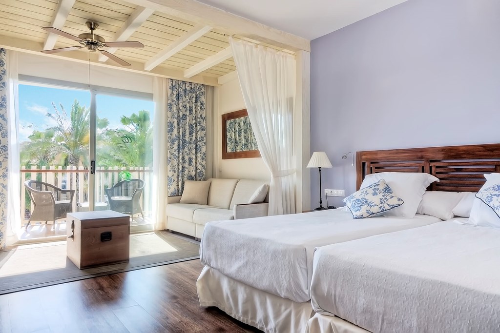 Portaventura Hotel Caribe + Tickets Included: Room