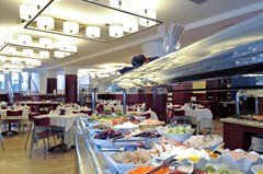 Blaumar Hotel: Restaurant - photo 25