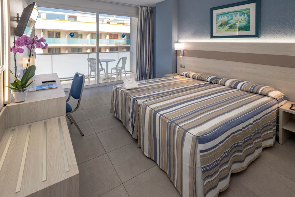 4R Salou Park Resort I: Room Double or Twin STANDARD