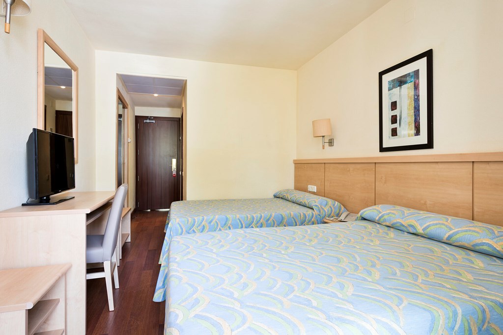 Hotel Best Mediterraneo: Room Double or Twin CAPACITY 3