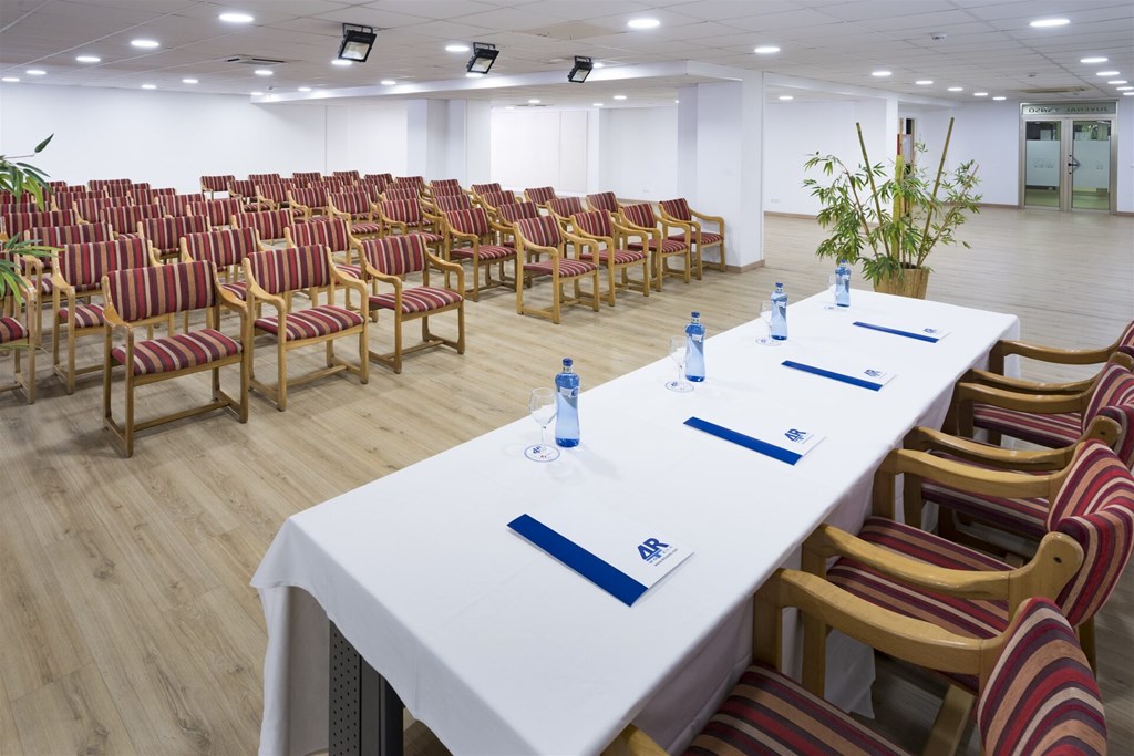 4R Salou Park Resort II: Conferences