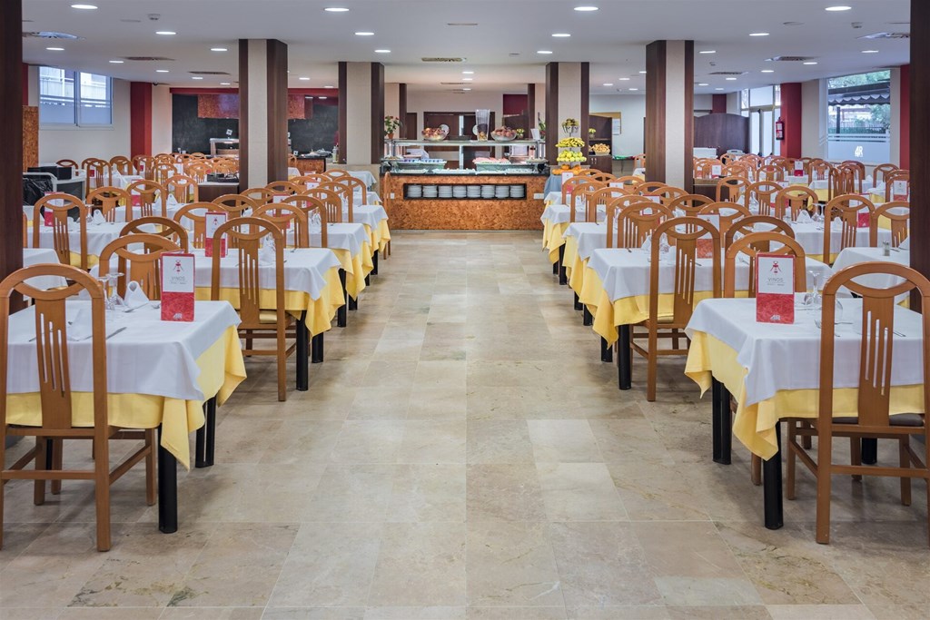 4R Salou Park Resort II: Restaurant