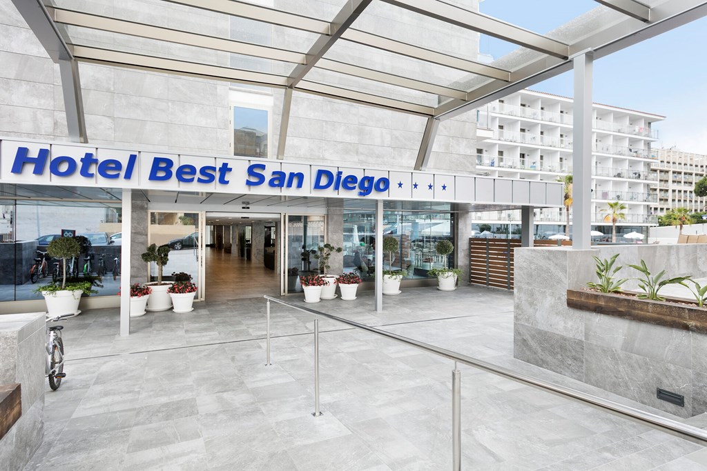 Hotel Best San Diego: General view