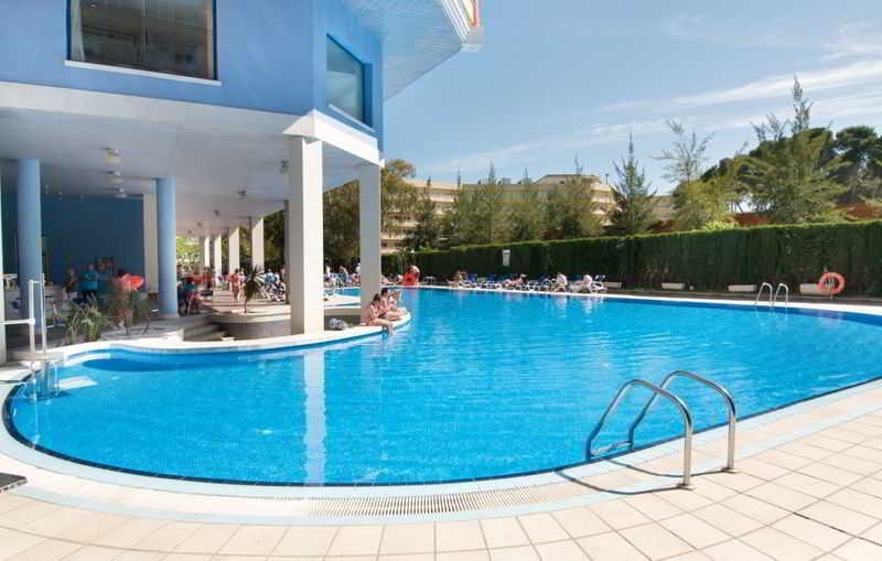 Medplaya Hotel Piramide Salou: Pool