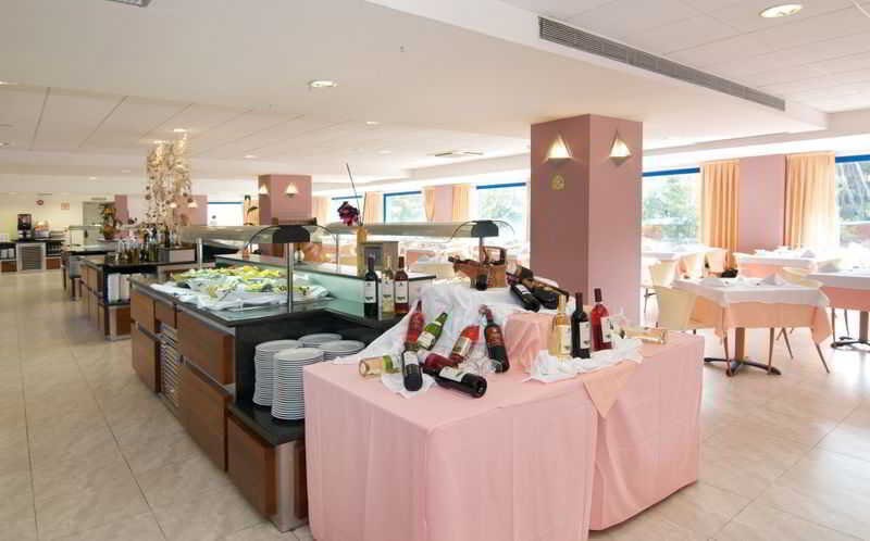 Medplaya Hotel Piramide Salou: Restaurant