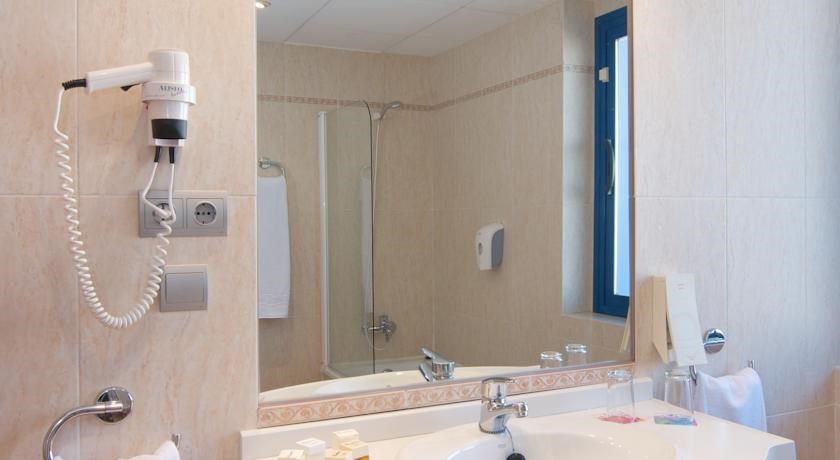 Medplaya Hotel Piramide Salou: Room SINGLE STANDARD