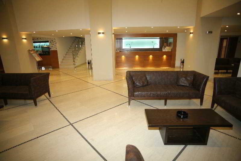 Mitsis La Vita Beach Hotel: Lobby