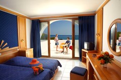 Alfa Beach Hotel: Room - photo 1