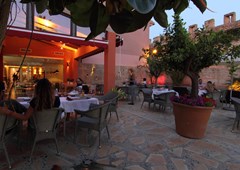 Alcudia Petit: Restaurant - photo 18