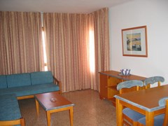 Sol Naixent-Bonaire: Room APARTMENT CAPACITY 8 THREE BEDROOMS - photo 9