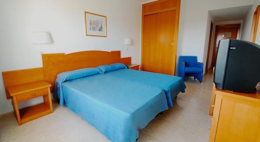 Cala Ferrera: Room Double or Twin PROMO