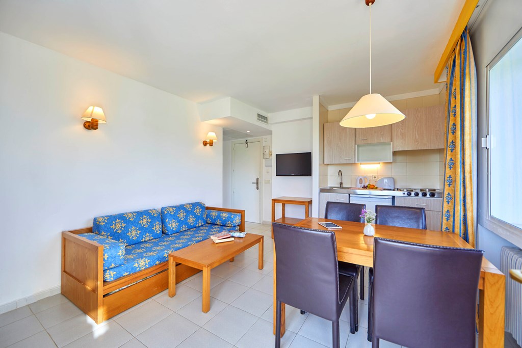 Gavimar La Mirada Club Resort: Room APARTMENT CAPACITY 5 TWO BEDROOMS