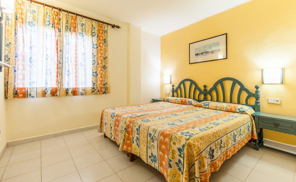 Blue Sea Es Bolero: Room APARTMENT CAPACITY 1