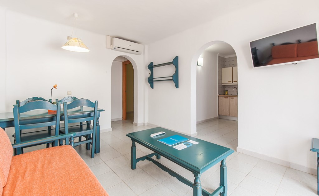 Blue Sea Es Bolero: Room APARTMENT CAPACITY 4 ONE BEDROOM