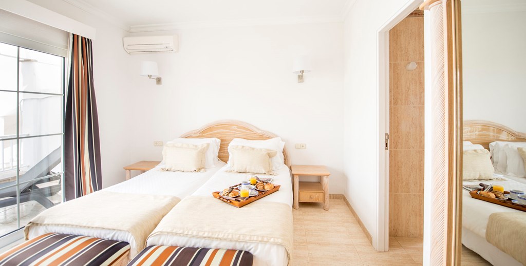 Ona Village Cala d'Or: Room APARTMENT CAPACITY 6 TWO BEDROOMS