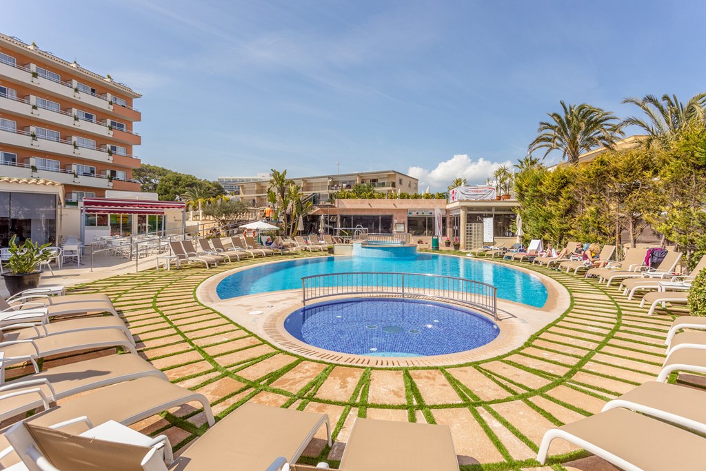 Hotel & Spa Ferrer Janeiro: General view