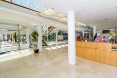 Eix Platja Daurada: Lobby - photo 8