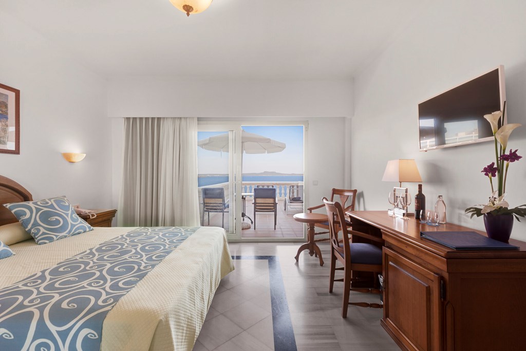 Roc Illetas: Room JUNIOR SUITE SEA VIEW