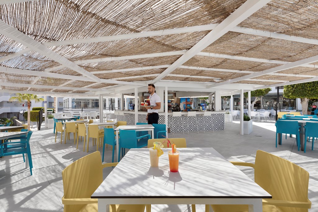 Palmanova Suites by TRH: Bar