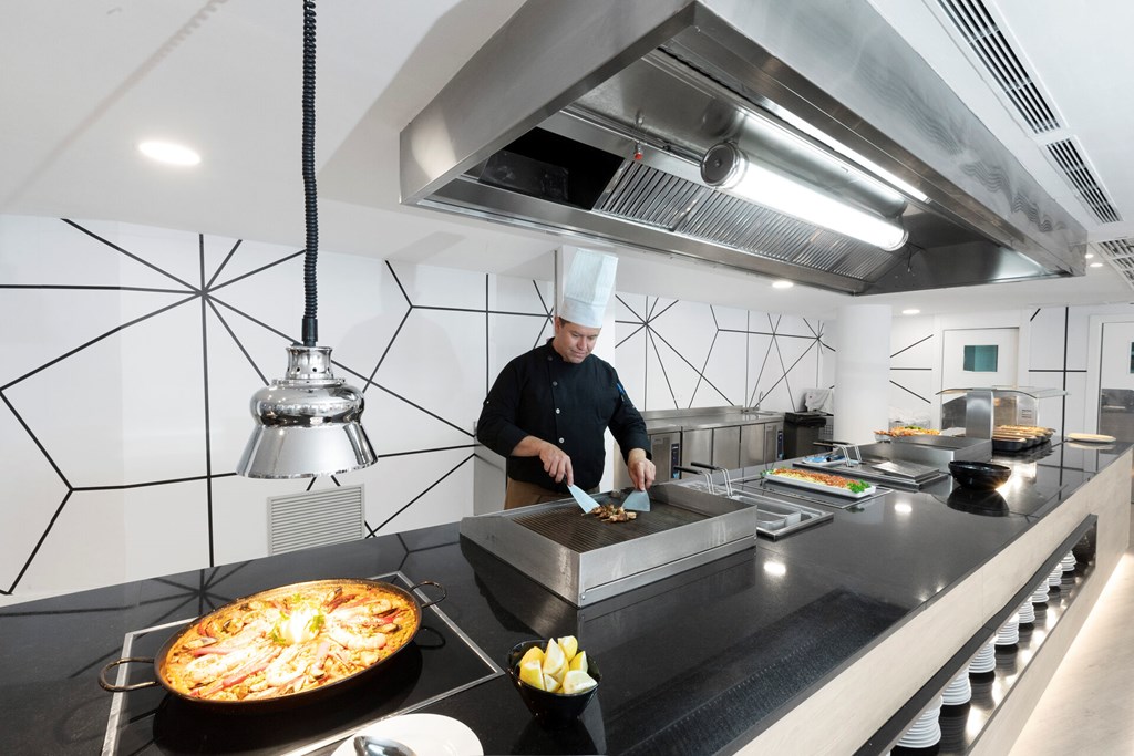 Palmanova Suites by TRH: Restaurant