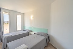 Magalluf Playa - Adults Only: Room APARTMENT SUPERIOR WITH TERRACE - photo 38