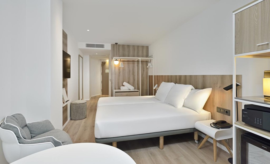 Innside Calvia Beach: Room