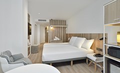 Innside Calvia Beach: Room - photo 6