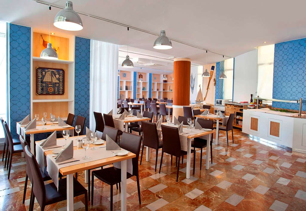 Vistasol Apartments: Restaurant