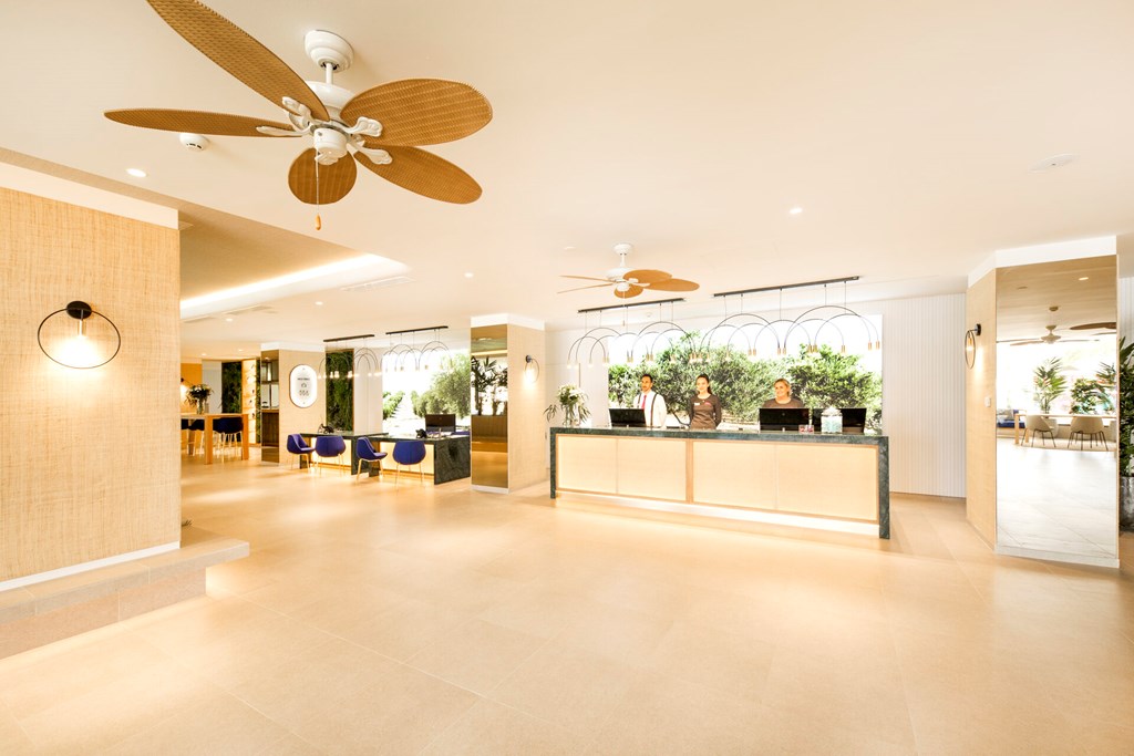 FERGUS Style Tobago: Lobby