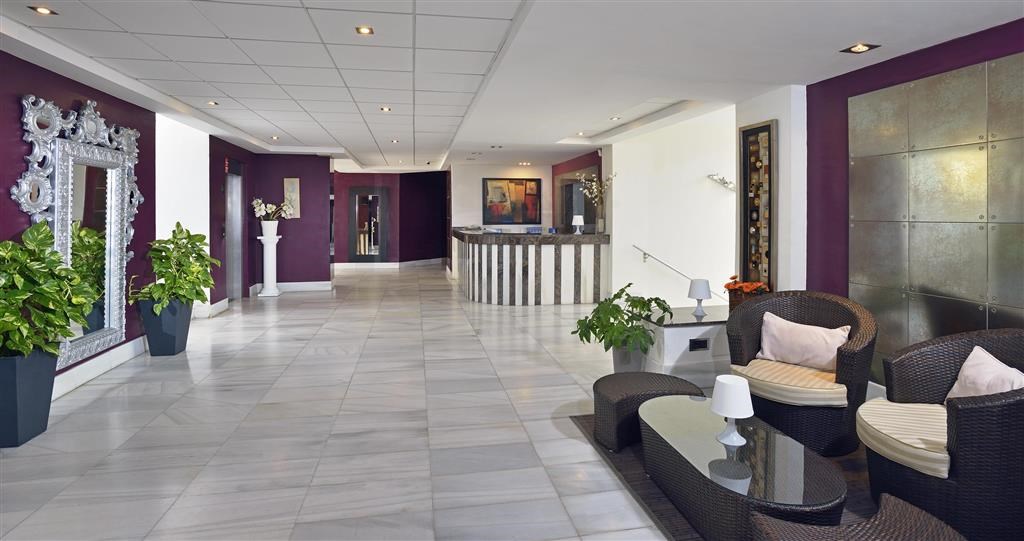 Sol Lunamar Apartamentos: Lobby