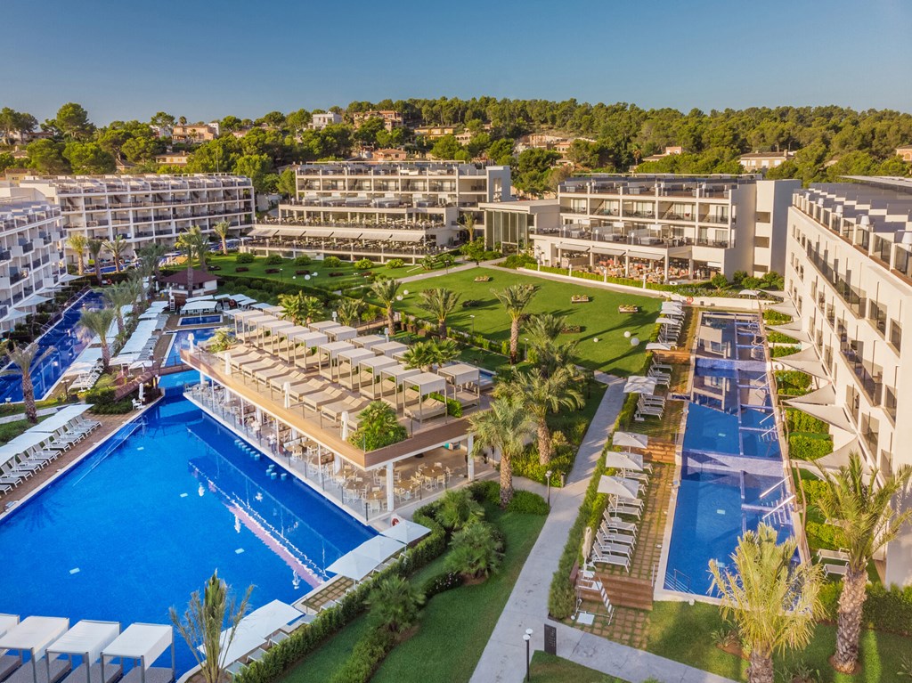 Zafiro Palace Palmanova: General view